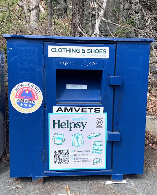 Leaf Clean Up Begins April 1