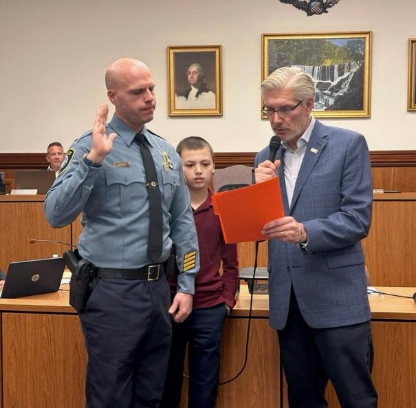 Watchung, NJ Mayor and Council Approve Police Department Promotions